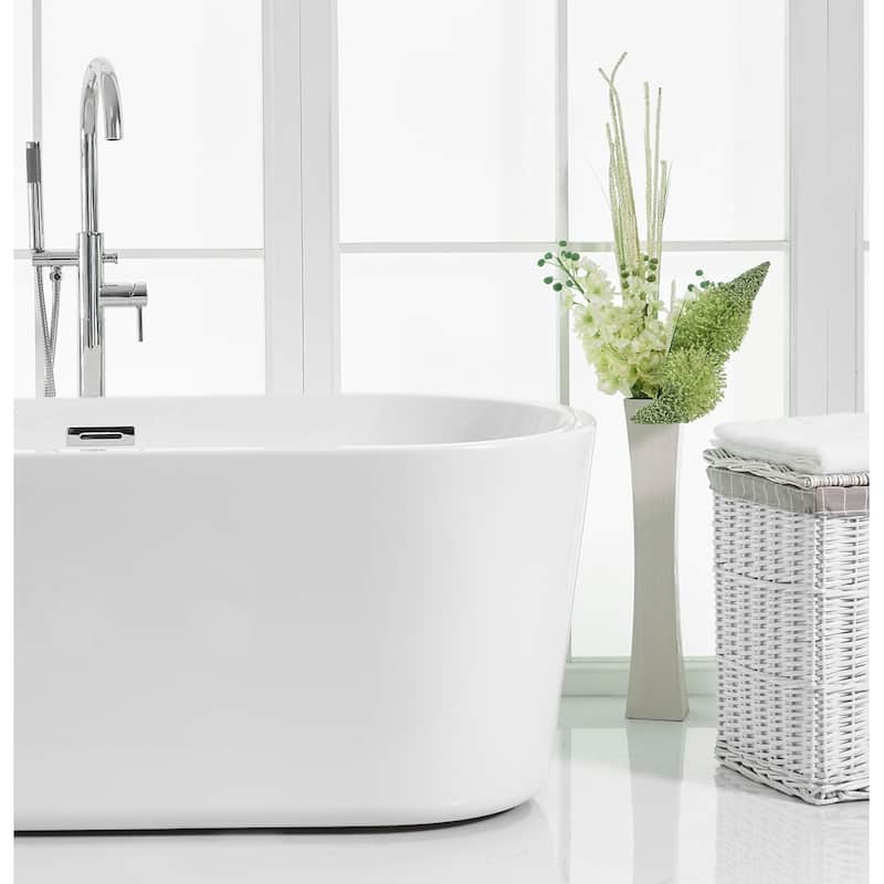 Odell Soaking Bathtub in Glossy White
