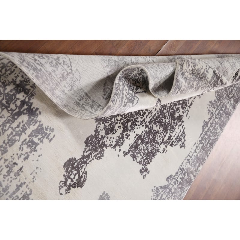 Abstract Indian Rug Handmade Wool Carpet - 4'1"x 6'3"