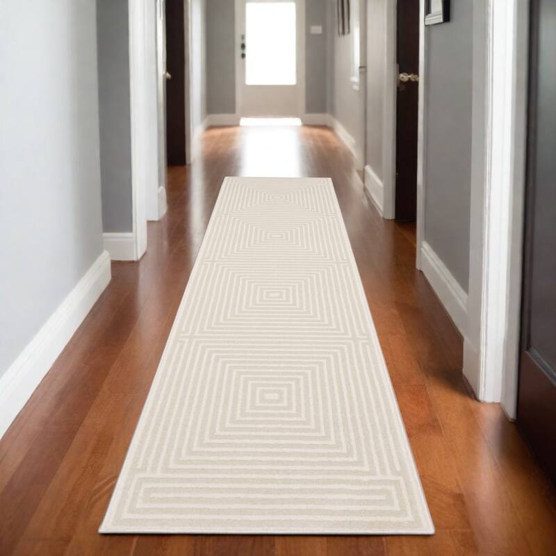 HomeRootsGeometric Transitional Rectangle Area Rug - 90.55' X '26.77' X '0.39