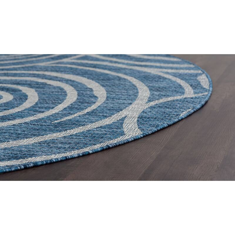 Colonnade Transitional Geometric Indoor/Outdoor Area Rug