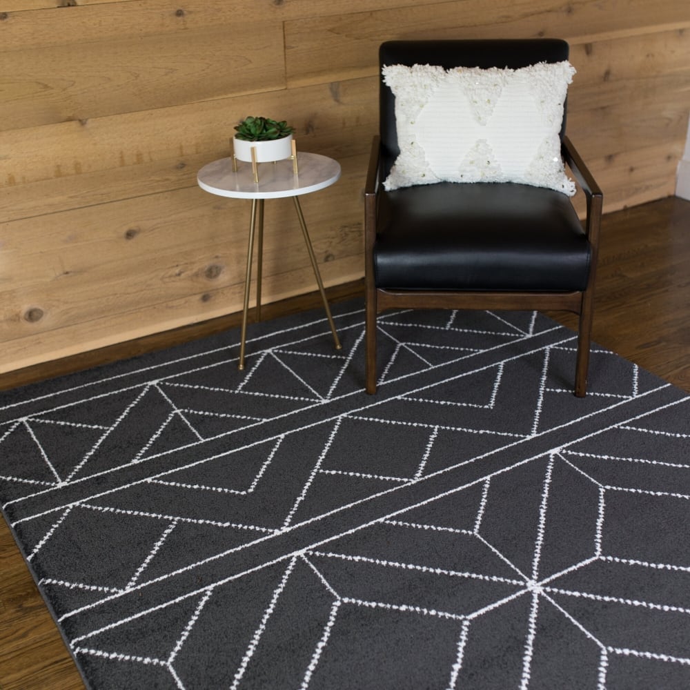 Carson Carrington Iseras Modern Geometric Area Rug
