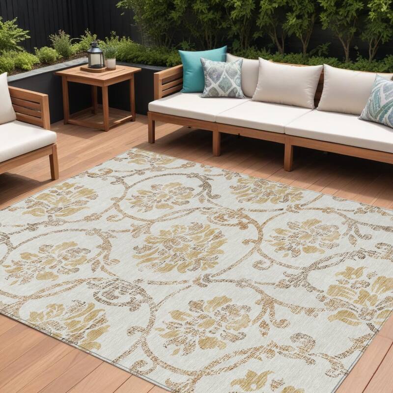 HomeRoots Floral Traditional Rectangle Outdoor Rug - 8' X 10'