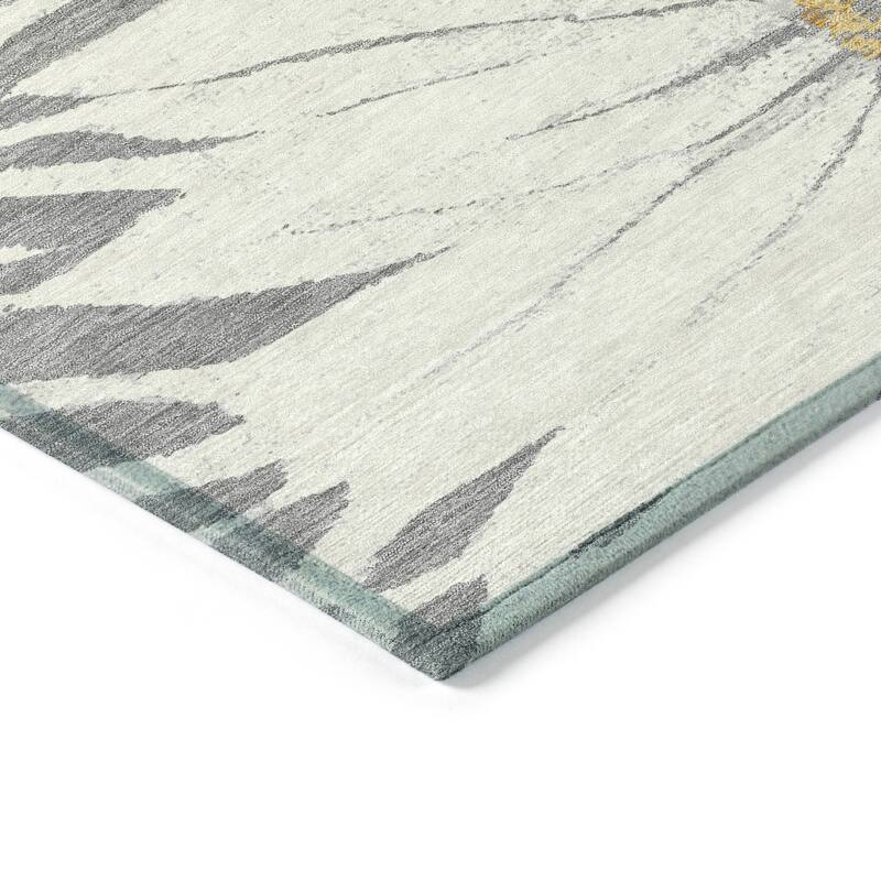 Machine Washable Indoor/ Outdoor Floral Chantille Rug