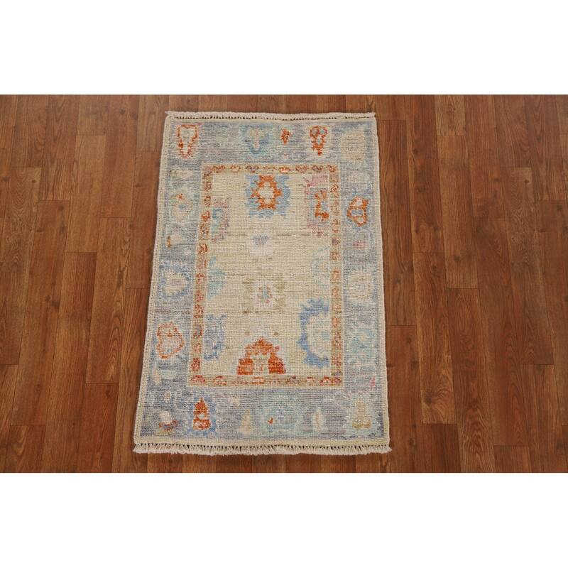 Hand Knotted Oriental 100% Wool Carpet Transitional Floral Beige & Ivories Oushak Area Rug - 2' 11'' X 1' 11''