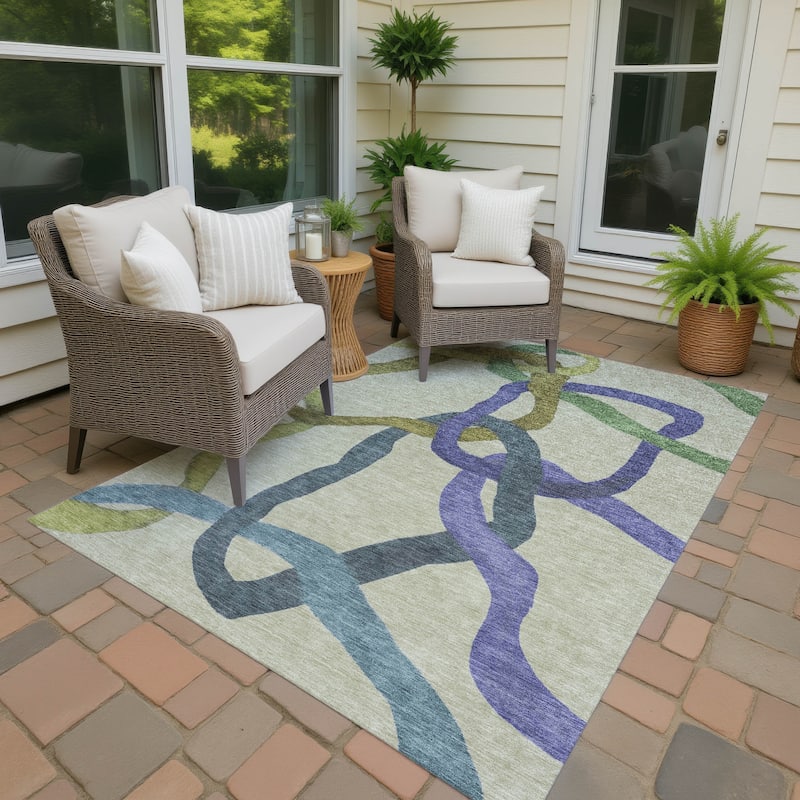Machine Washable Indoor/ Outdoor Abstract Links Chantille Rug - Aloe - 10' x 14'