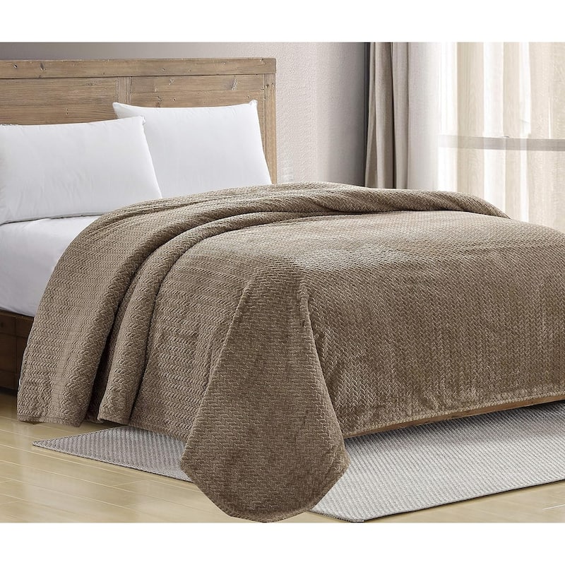 Noble House by Décor&More Extra Heavy and Plush Queen Size Chevron Braided Blanket (90" x 90") - Taupe - Queen