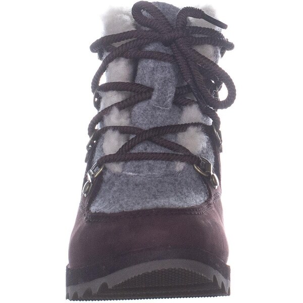 sorel sneaker chic alpine booties