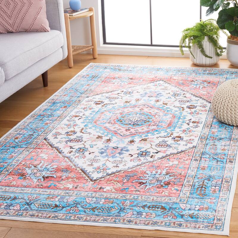 SAFAVIEH Washable Cheyenne Rug Karnit Oriental Distressed Rug - 5' x 8' - Turquoise/Red