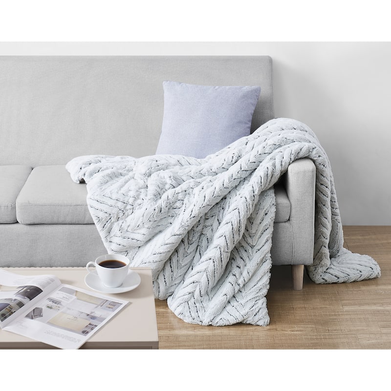 Christian Siriano NY® 60 x 70 Oversized Grey Chevron Faux Fur Filled Throw