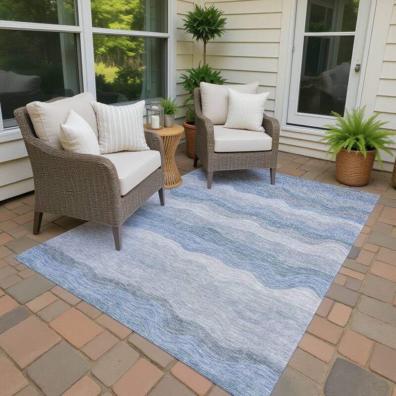 Machine Washable Indoor/ Outdoor Ombre Stripes Chantille Rug - Denim - 5' x 7'6"