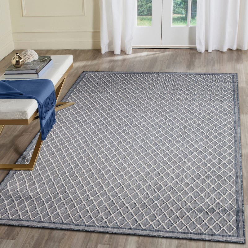 Liora Manne Carmel Diamonds Indoor/Outdoor Area Rug