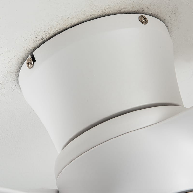 31-inch Modern Black Propeller Flush Mount Ceiling Fan with Light and Remote