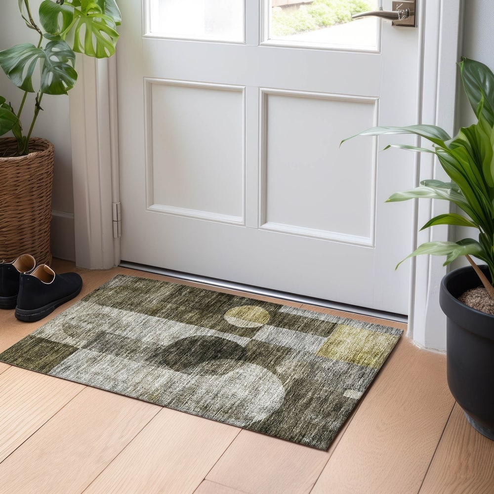 Machine Washable Indoor/ Outdoor Abstract Geo Chantille Rug