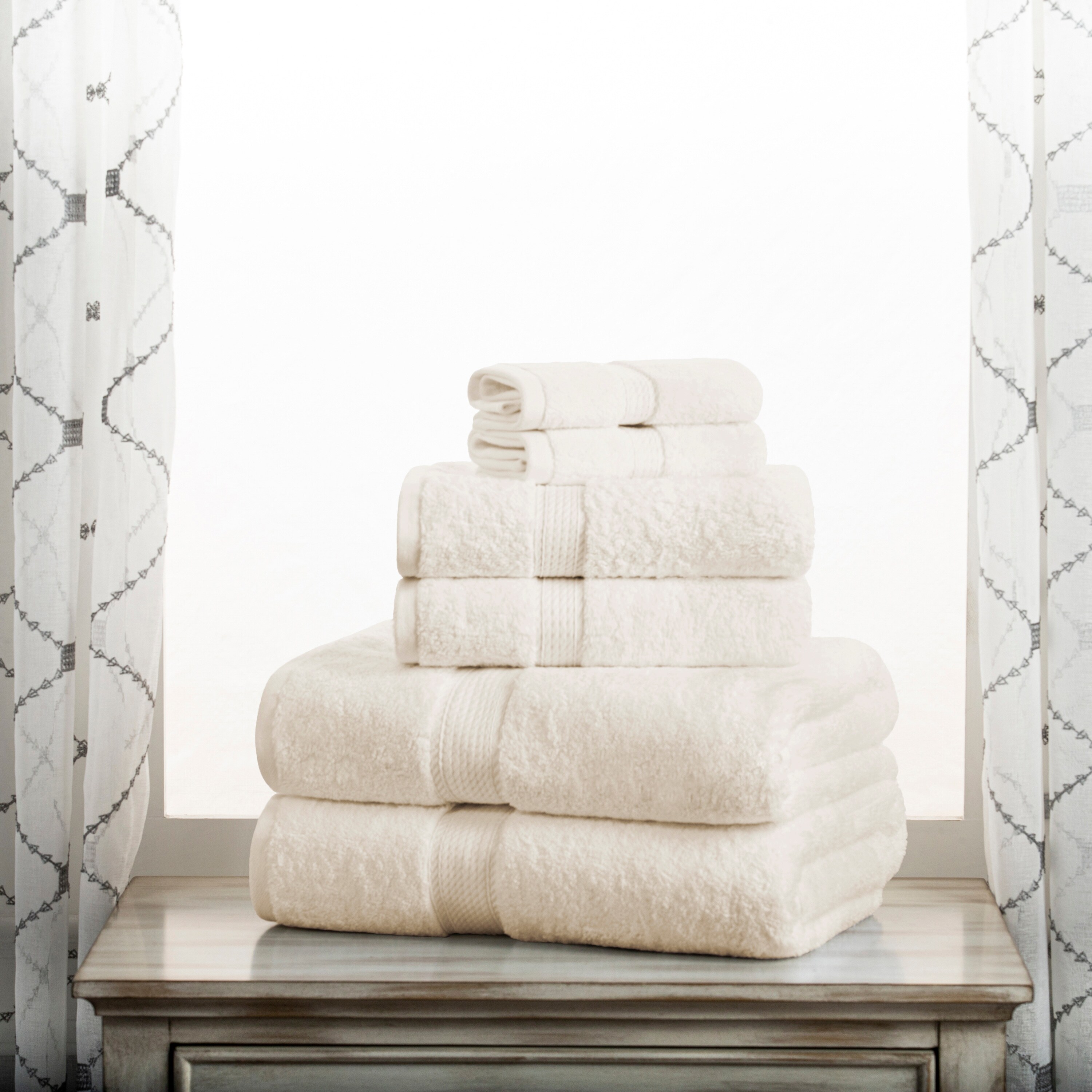 Wholesale United Grandeur Luxury Heavy Weight Bath Towel Set In