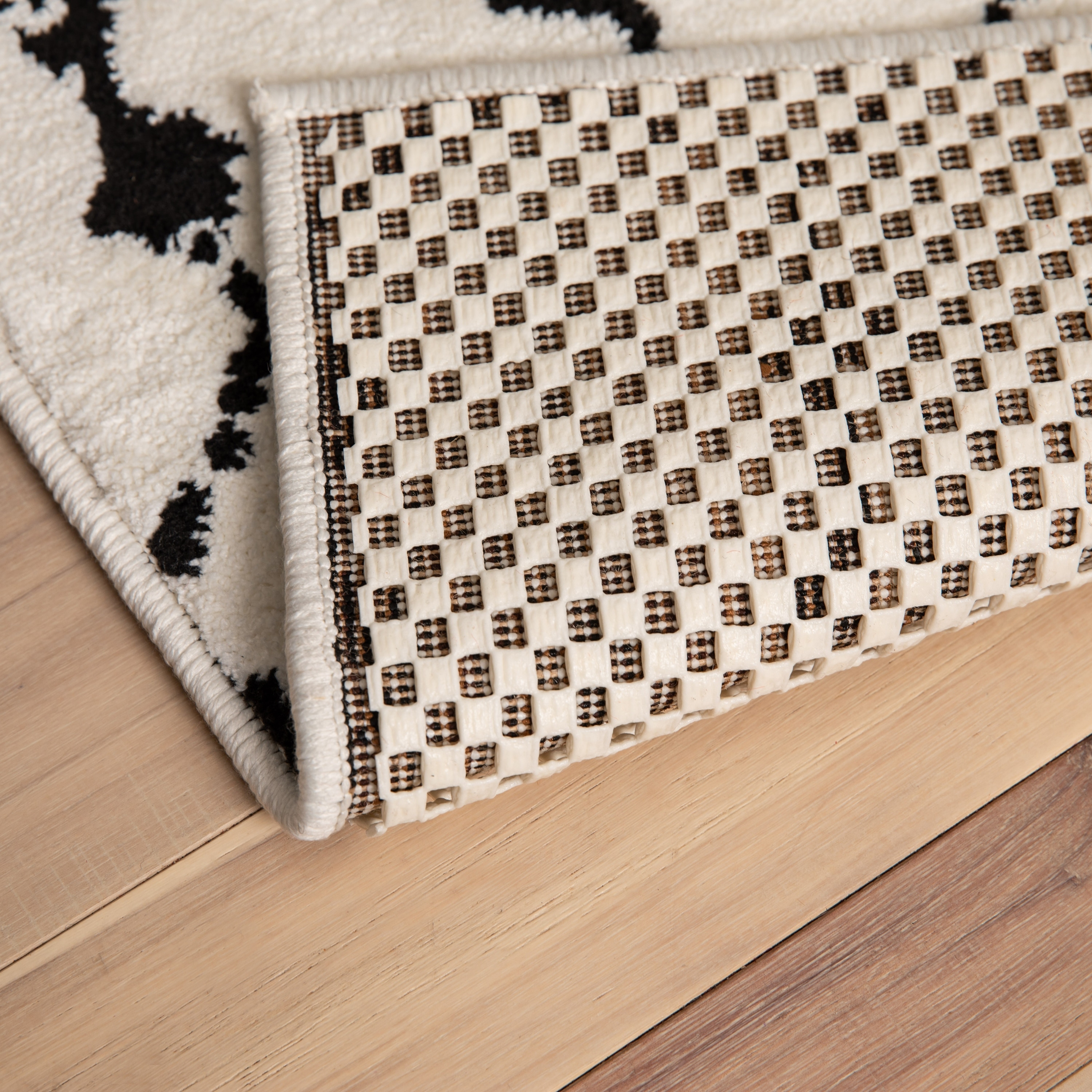 PVC Antiskid Rug Pad For Hard Surface Floors Gripper Carpet Anti Slip Under  Mattress Sofa Cushion Mesh Pads Non-Slip Shower Mats
