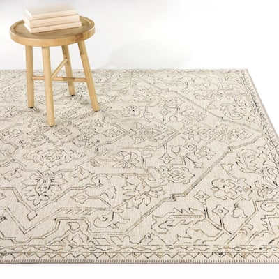 Nilus Oriental Medallion Area Rug