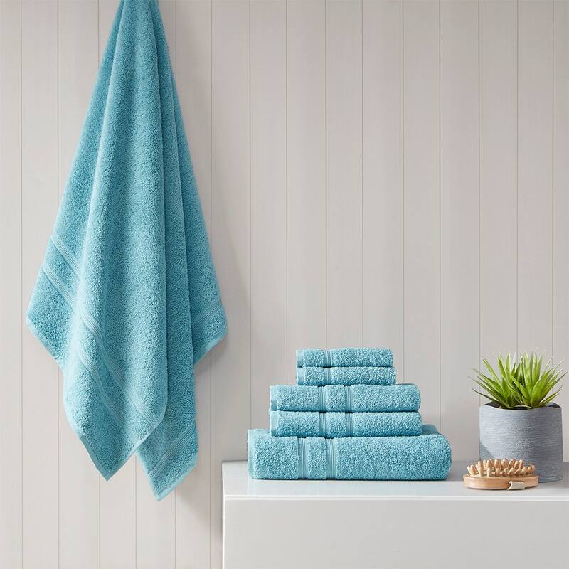 One hundred percent Turkish Cotton 6 Piece Towel Set
