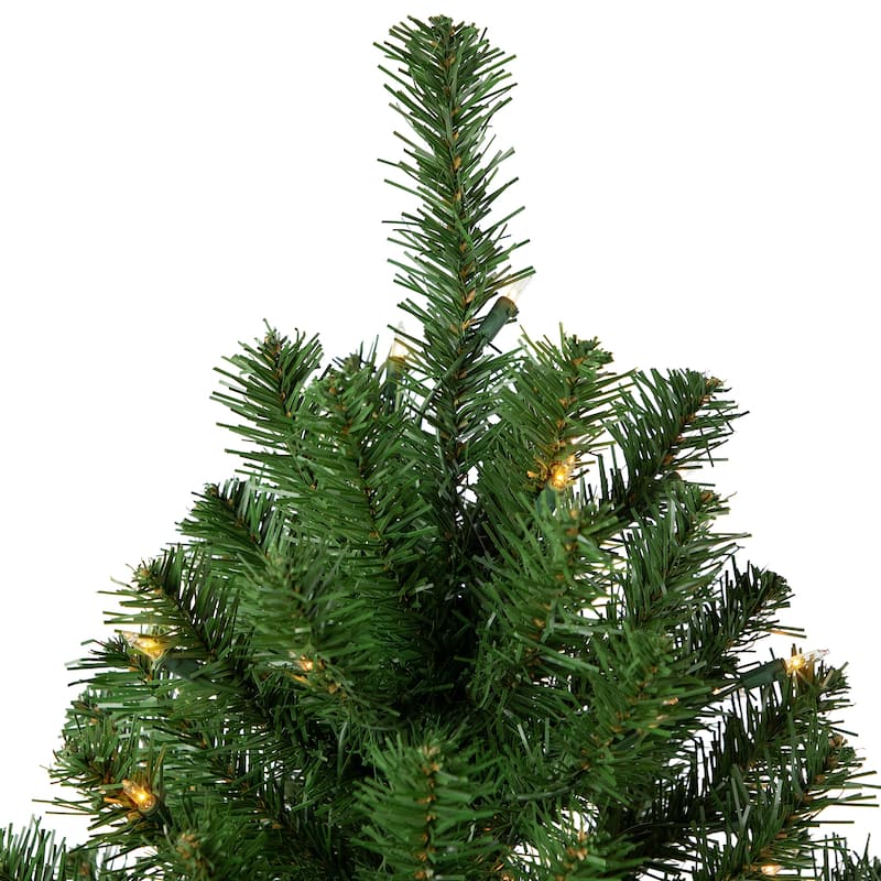 Pre-Lit Pendleton Spruce Full Artificial Christmas Tree - 4.5' - Clear Lights - 4.5 Foot