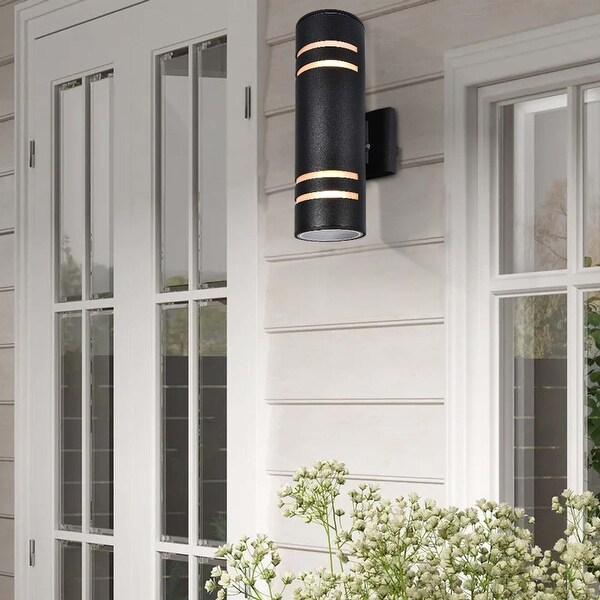 Outdoor armed sconce hotsell