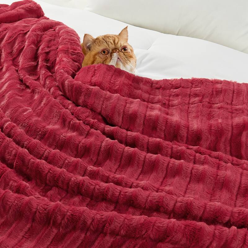 Derby Double Sided Fauxfur Throw