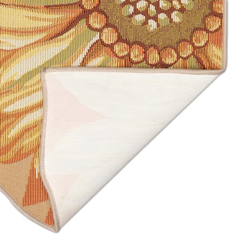 Liora Manne Esencia Sunflower Indoor/Outdoor Mat Yellow 3'3" x 2'1" 1/2 ROUND