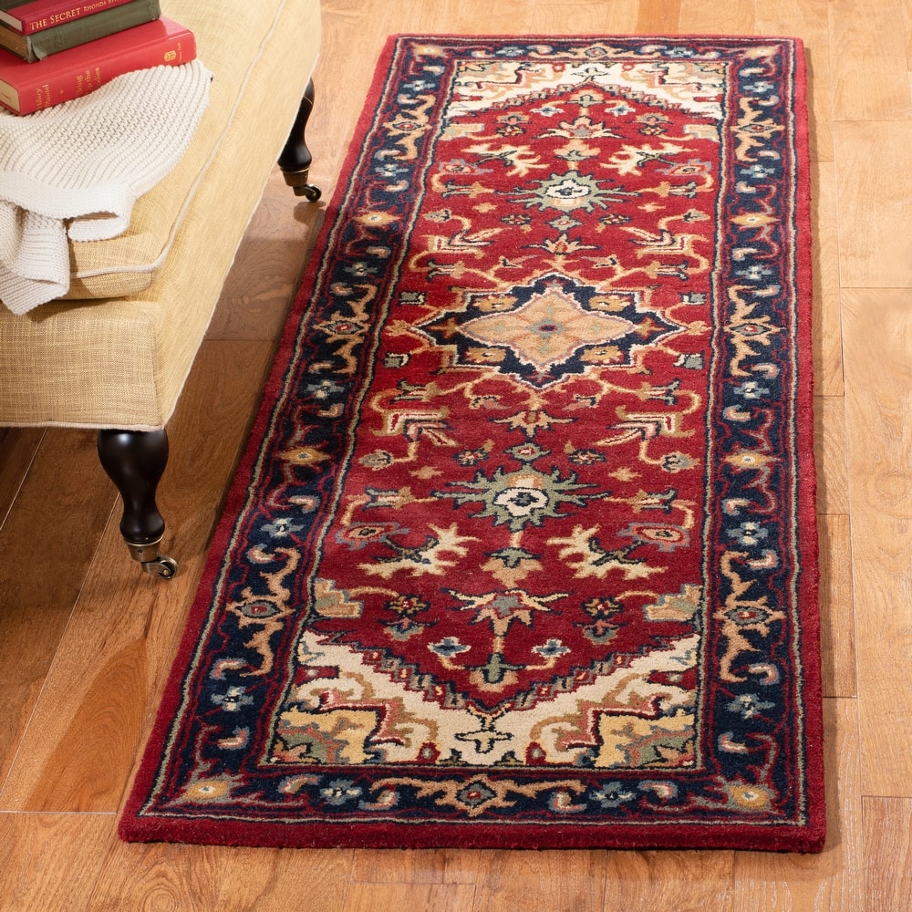 SAFAVIEH Handmade Heritage Carrol Traditional Oriental Wool Rug