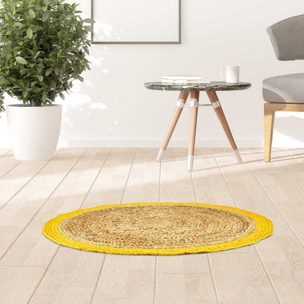 https://ak1.ostkcdn.com/images/products/is/images/direct/b1566766c79b821e0ab2017bcef252b891f68c9d/Hand-Braided-Jute-Rug-Natural---Yellow-Round-35%22.jpg?impolicy=medium