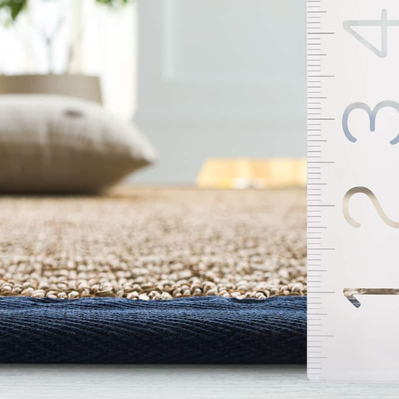 SAFAVIEH Natural Fiber Zymryd Basketweave Seagrass Rug