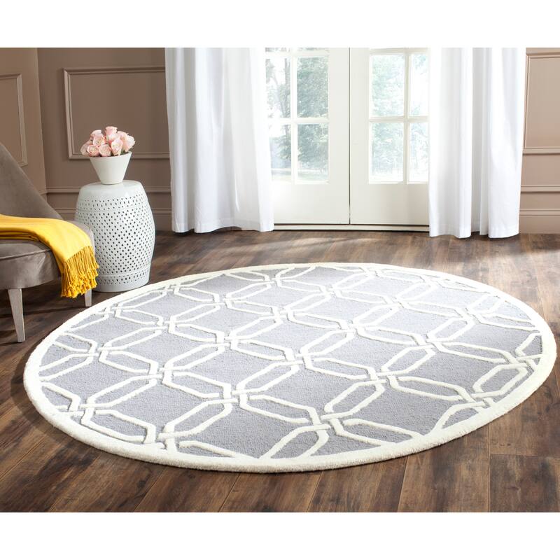 SAFAVIEH Handmade Cambridge Nhung Modern Moroccan Wool Rug - 6' Round - Dark Grey/Ivory