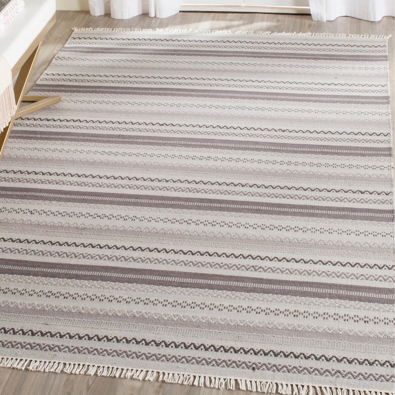 SAFAVIEH Handmade Flatweave Kilim Mafumi Wool Rug - 4' x 6' - Grey
