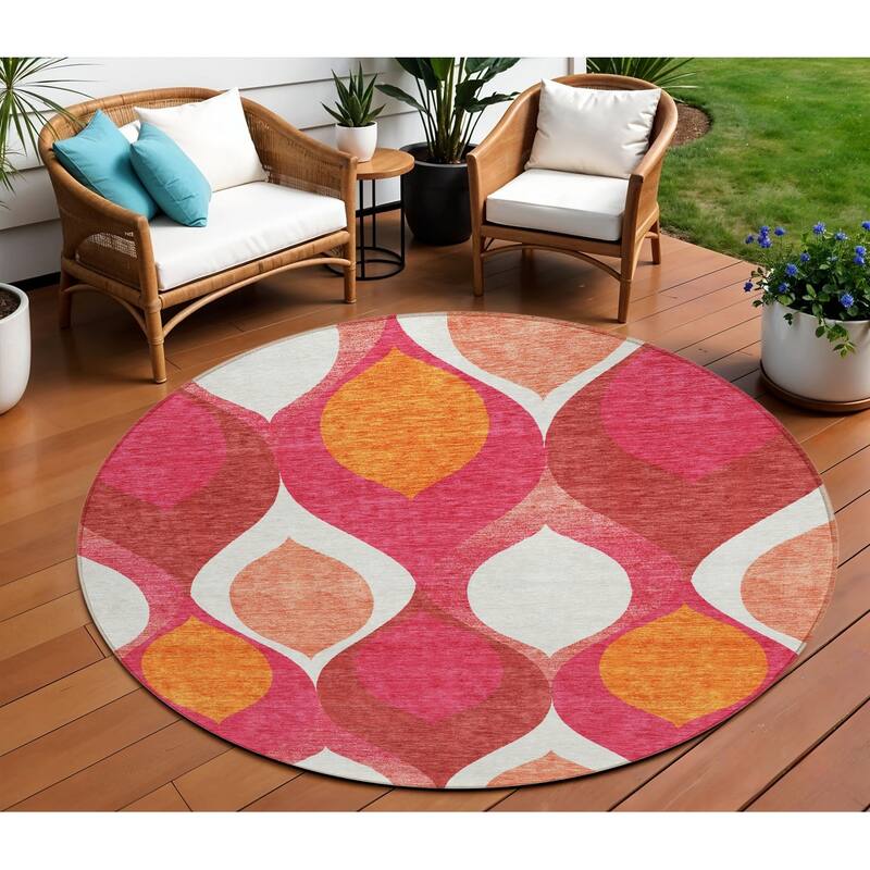 HomeRoots Ogee Transitional Rectangle Outdoor Rug - 8' Round