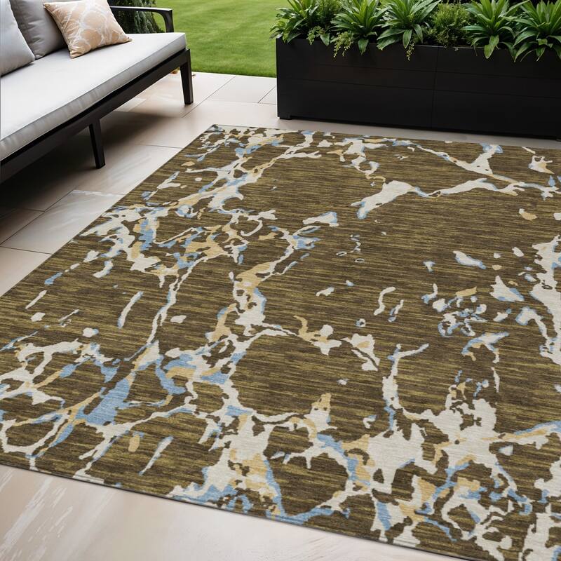 HomeRoots Striped Transitional Rectangle Outdoor Rug - 5' X 8'