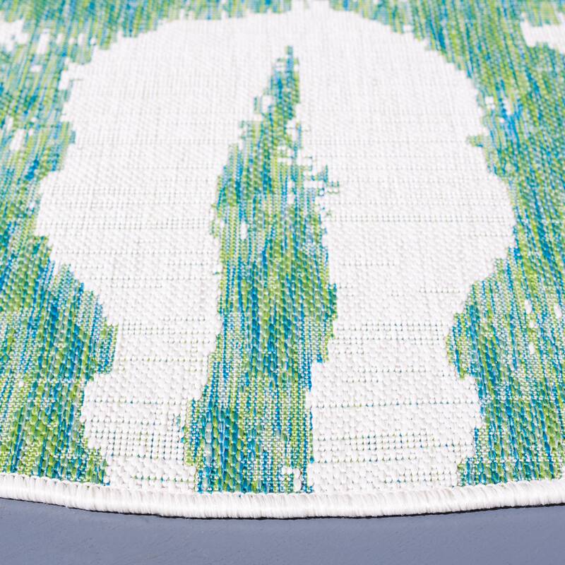 SAFAVIEH Courtyard Kalyonka Indoor/ Outdoor Waterproof Patio Backyard Rug