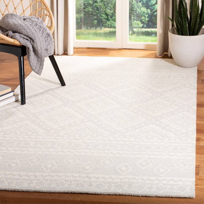SAFAVIEH Handmade Micro-Loop Kobie Wool Rug - 4' x 6' - Grey/Ivory