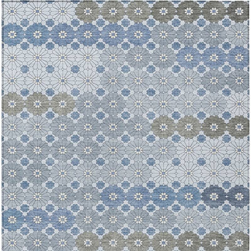HomeRoots Floral Modern Rectangle Outdoor Rug