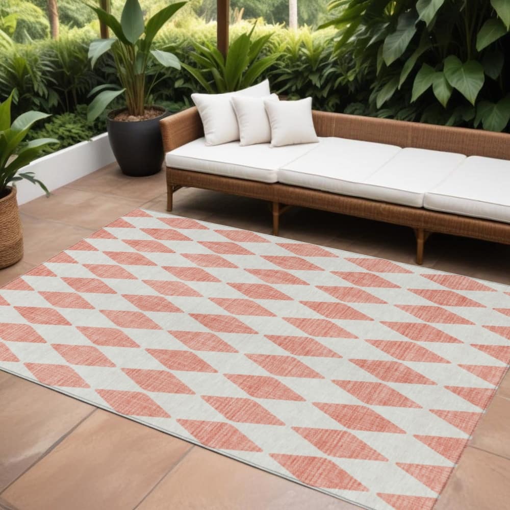 HomeRoots Geometric Transitional Rectangle Outdoor Rug