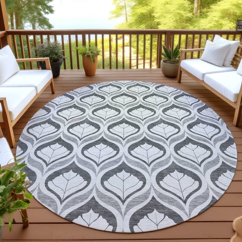 Machine Washable Indoor/ Outdoor Modern Trellis Chantille Rug - Charcoal - 8' x 8'