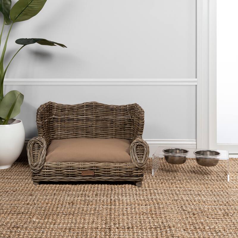 Classic 27.5" x 18" Mediterranean Handwoven Rattan Dog Daybed with Machine-Washable Cushion, Kubu Gray