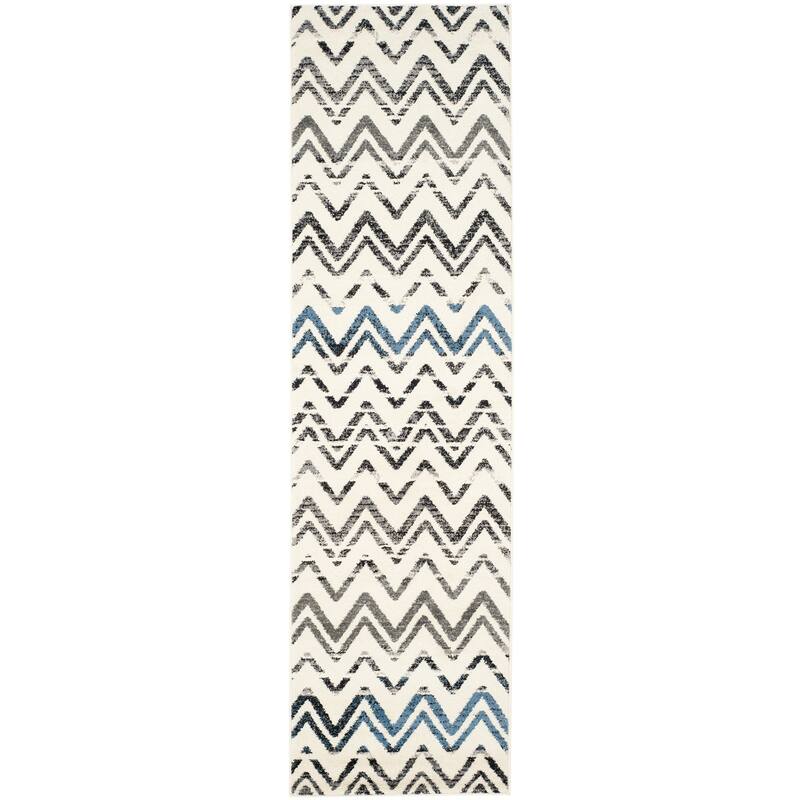 SAFAVIEH Evoke Lissa Distressed Vintage Boho Rug