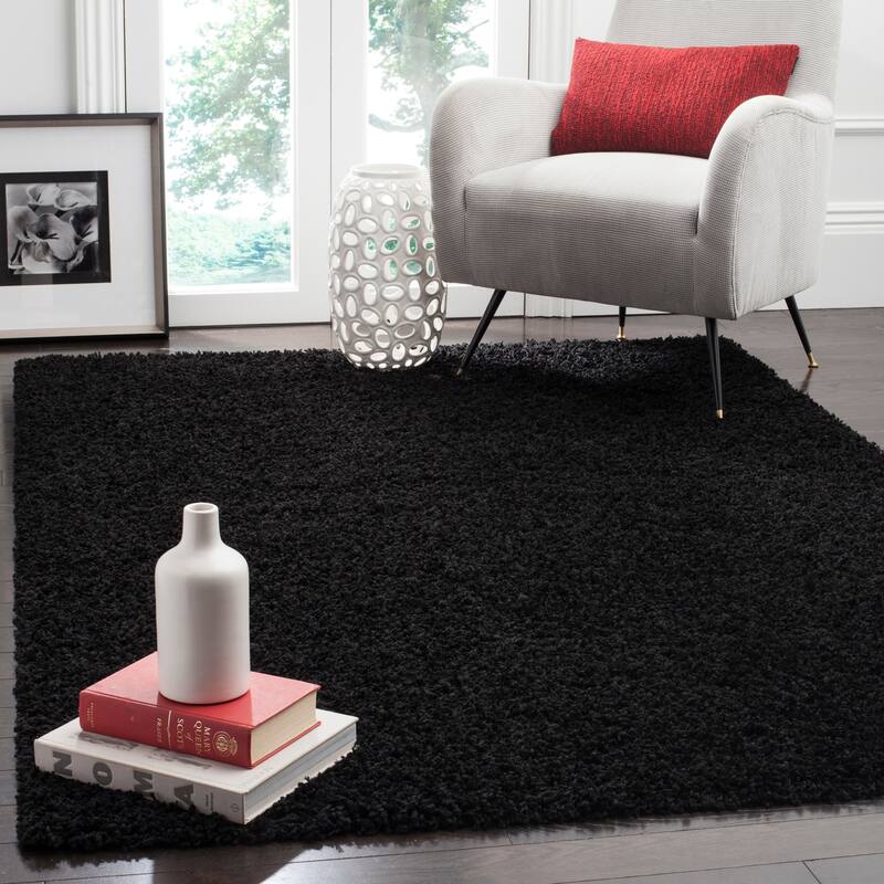 SAFAVIEH Athens Shag Ilaha 1.5-inch Thick Rug - 8' x 10' - Black