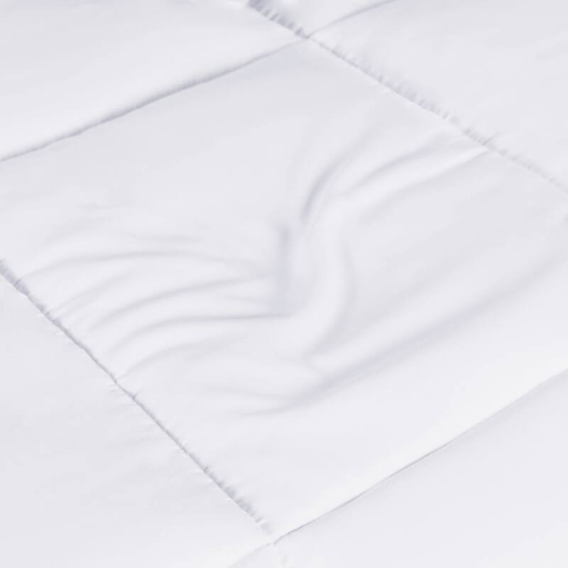 Superior Oversized All Season Down Alternative Reversible Comforter