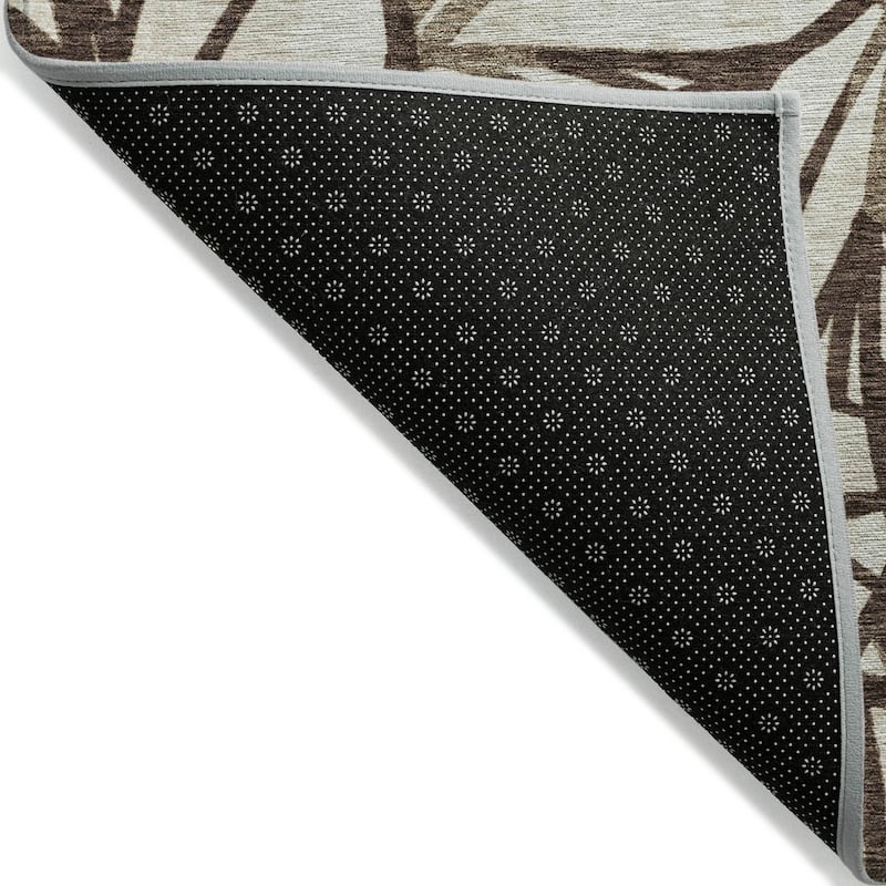 Machine Washable Indoor/ Outdoor Chantille Modern Palm Rug