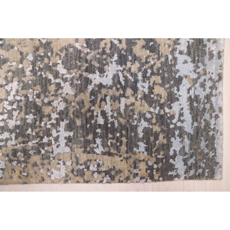 ECARPETGALLERY Hand-knotted Legacy Charcoal Silk, Wool Rug - 2'6 x 10'3