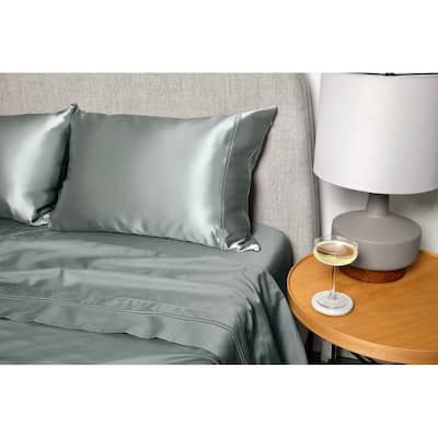 Mismatch Silk Pillowcases with Cotton Sheets