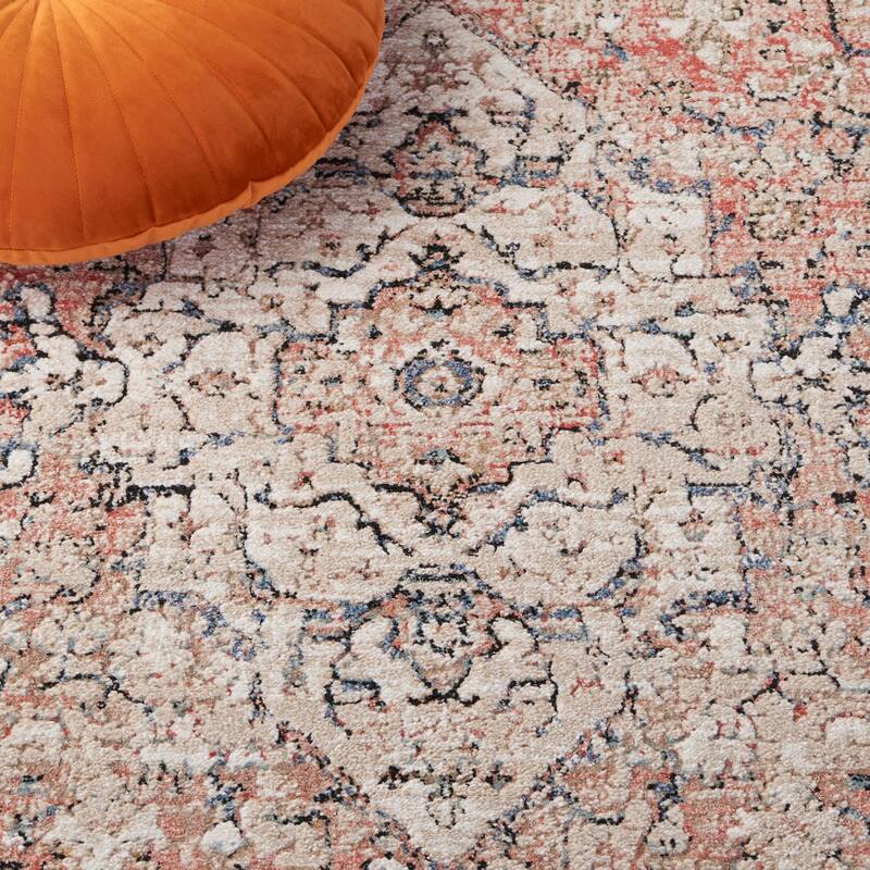 SAFAVIEH Vivaldi Tzetza Oriental Rug