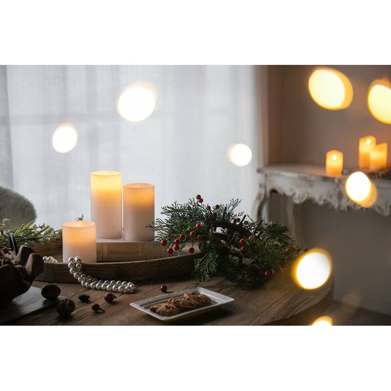 Set of 3 LED Candles with Remote Timer, L:D3X6" M:D3X5" S:D3X4"