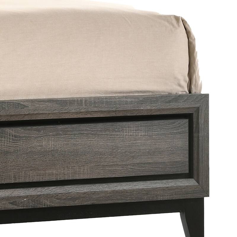 Vallendale Weathered Grey Queen Panel Bed with Tapered Leg