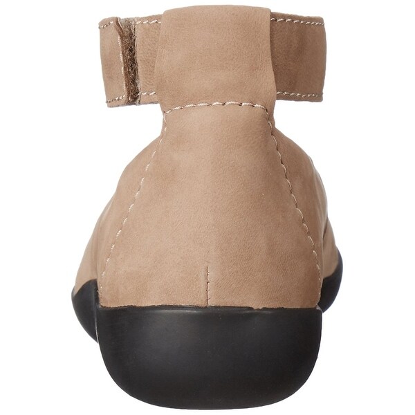 clarks women's medora nina flat