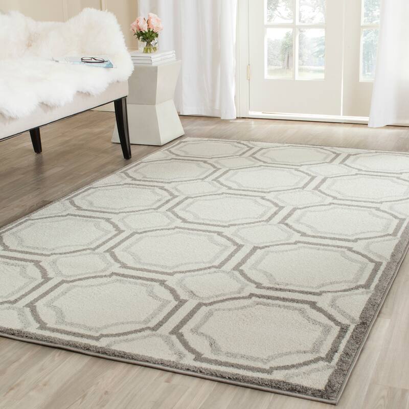 SAFAVIEH Amherst Aleksei Modern Rug - 5'3" x 8' - Ivory/Light Grey