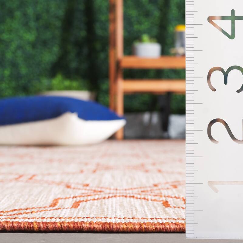 SAFAVIEH Beach House Prisca Transitional Rug